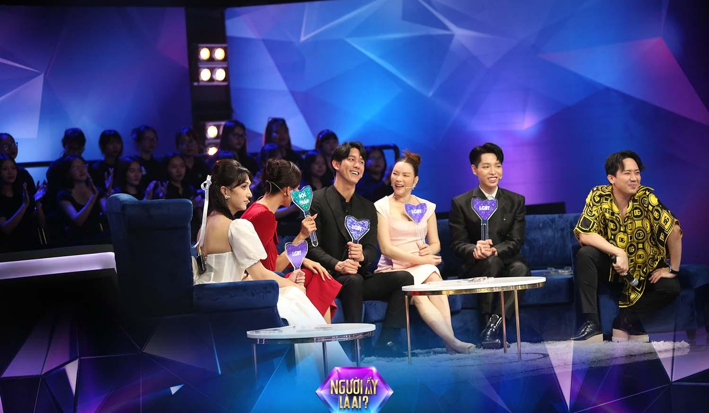 Dàn cố vấn trong tập 1