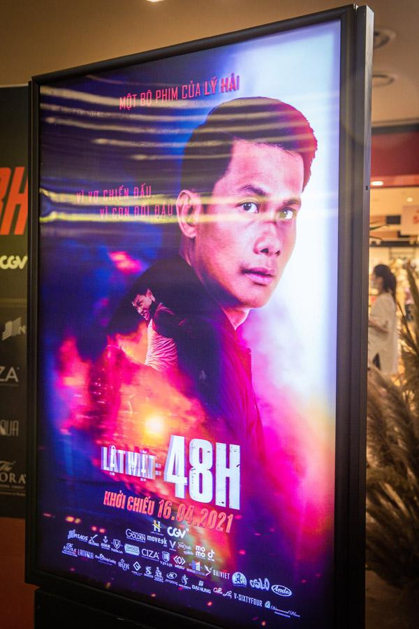 Poster 3D của phim Lật Mặt: 48H Poster 3D của phim Lật Mặt: 48H