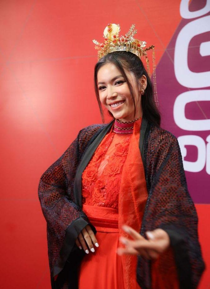 Minh Tú trong tạo hình Đệ nhất nàng mai Minh Tú trong tạo hình Đệ nhất nàng mai