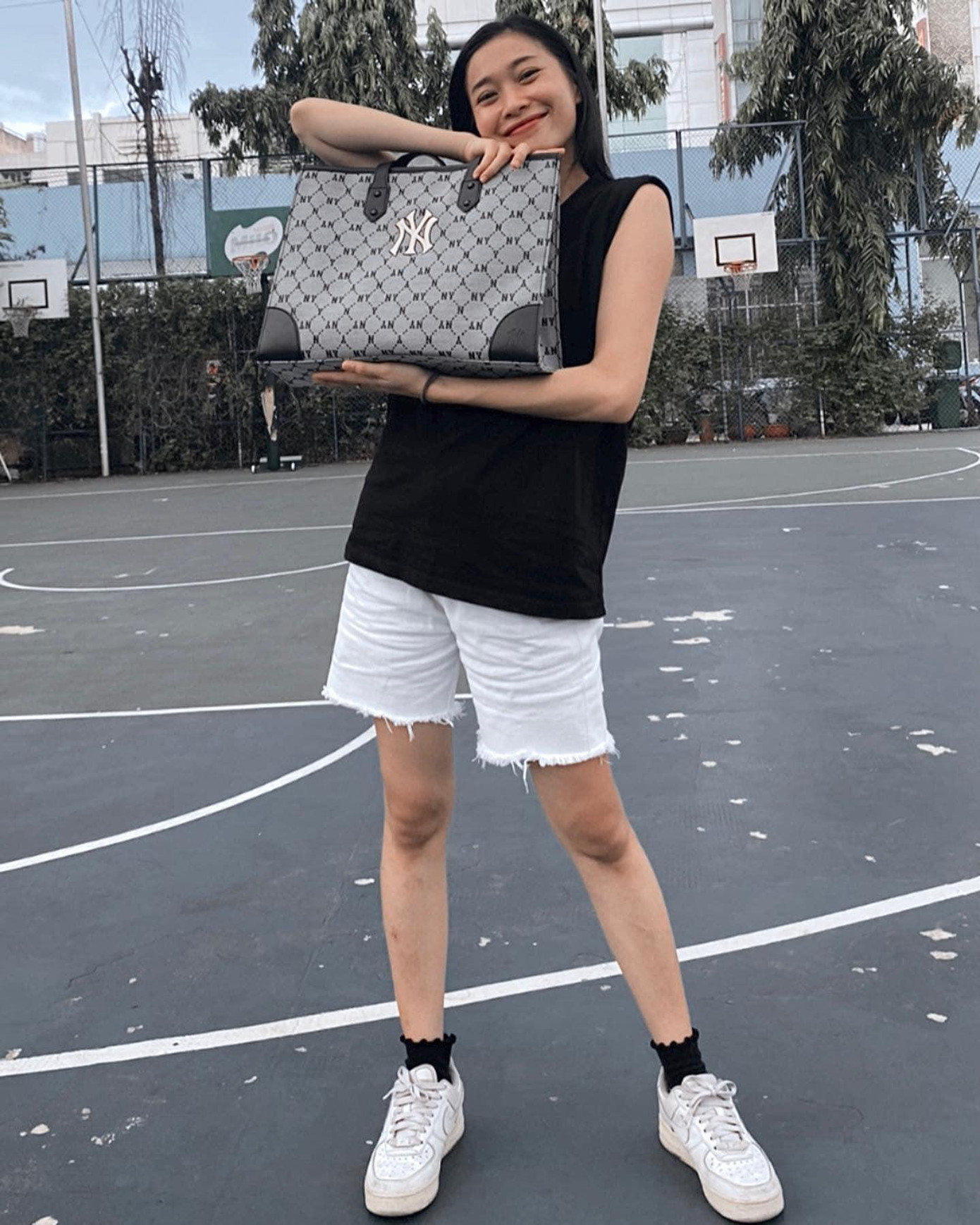 Ngoài đời, Nguyên Thảo khá cá tính và năng động Ngoài đời, Nguyên Thảo khá cá tính và năng động