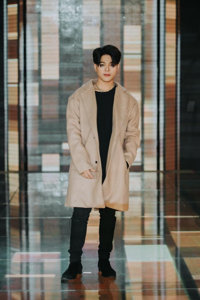 Quang Anh sở hữu phong cách cá tính, mạnh mẽ Quang Anh sở hữu phong cách cá tính, mạnh mẽ