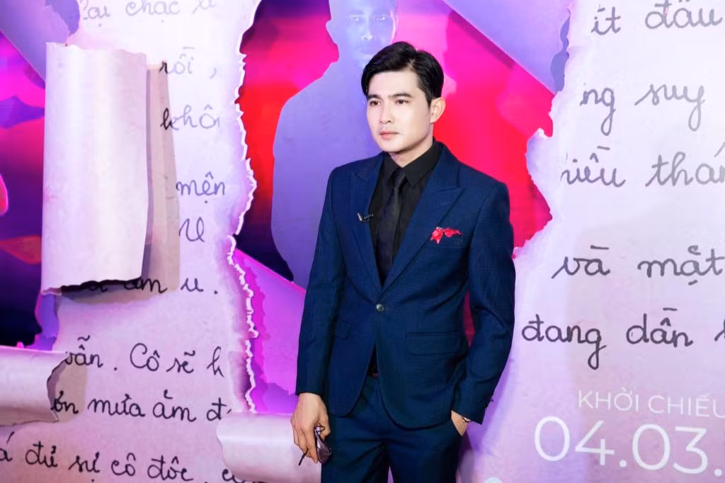Quang Sự Quang Sự