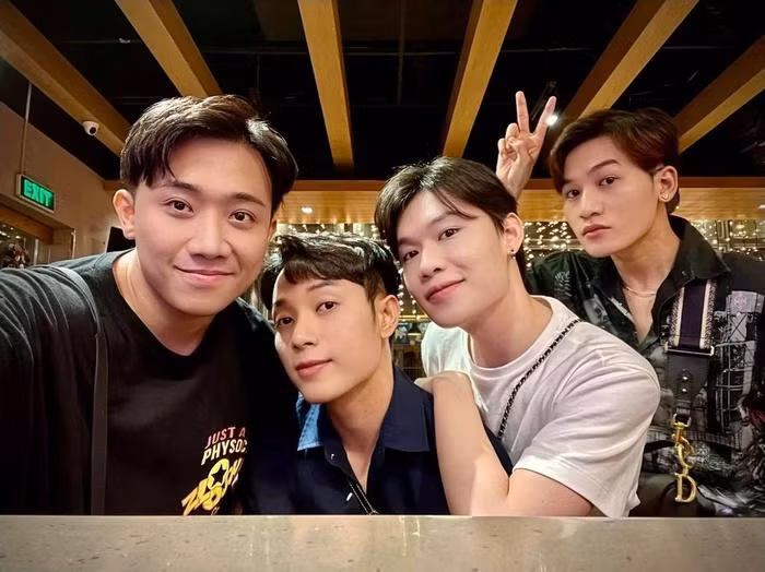 Bộ tứ Trấn Thành - Trúc Nhân - Quang Trung - Ali Hoàng Dương Bộ tứ Trấn Thành - Trúc Nhân - Quang Trung - Ali Hoàng Dương