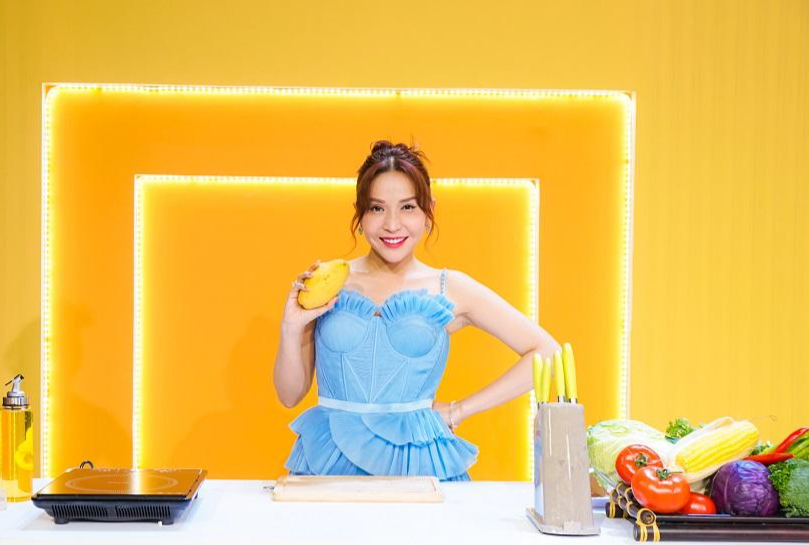 MC, diễn viên Khả Như là đội chơi chủ nhà MC, diễn viên Khả Như là đội chơi chủ nhà