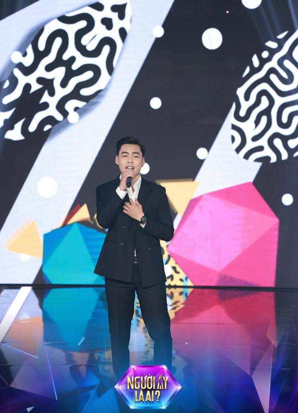 Mr. B trên sân khấu Người Ấy Là Ai?