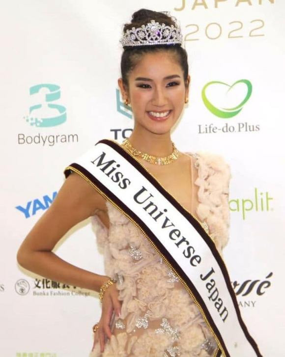Marybelen Sakamoto bày tỏ niềm vui sau khi đăng quang Hoa hậu Hoàn vũ Nhật Bản 2022