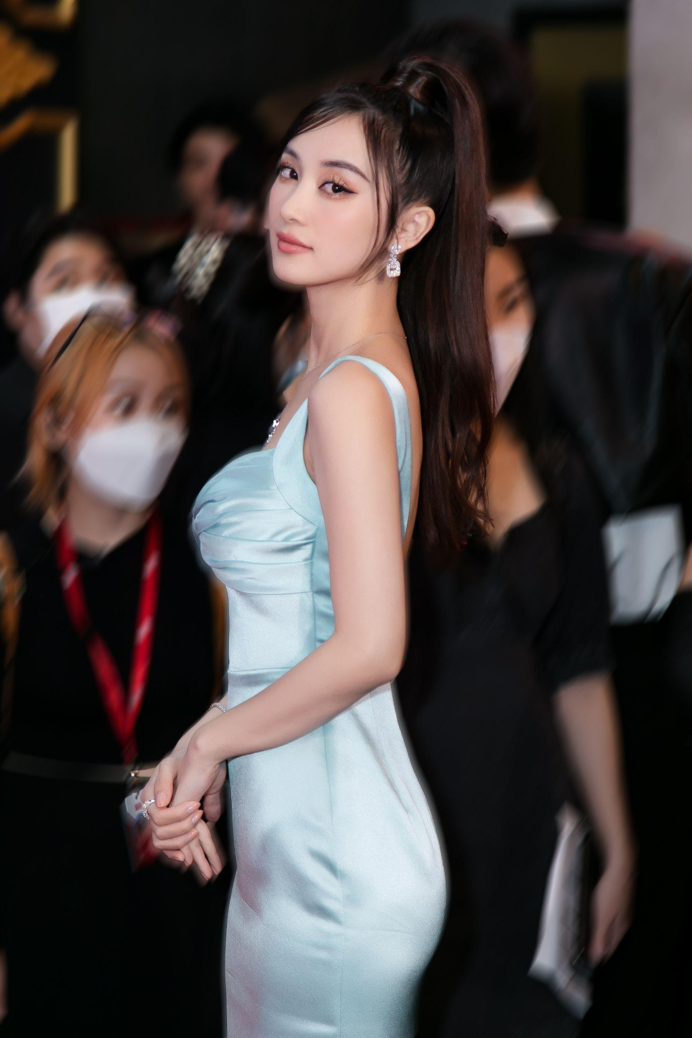 Sau các phim Tháng Năm Rực Rỡ, Người Bất Tử, Gái Già Lắm Chiêu 3, Jun Vũ thường được gọi tên trong dàn diễn viên tiềm năng của màn ảnh Việt Sau các phim Tháng Năm Rực Rỡ, Người Bất Tử, Gái Già Lắm Chiêu 3, Jun Vũ thường được gọi tên trong dàn diễn viên tiềm năng của màn ảnh Việt