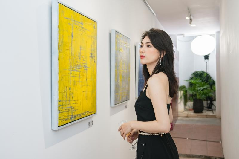 Phương Anh Đào tại triển lãm Phương Anh Đào tại triển lãm