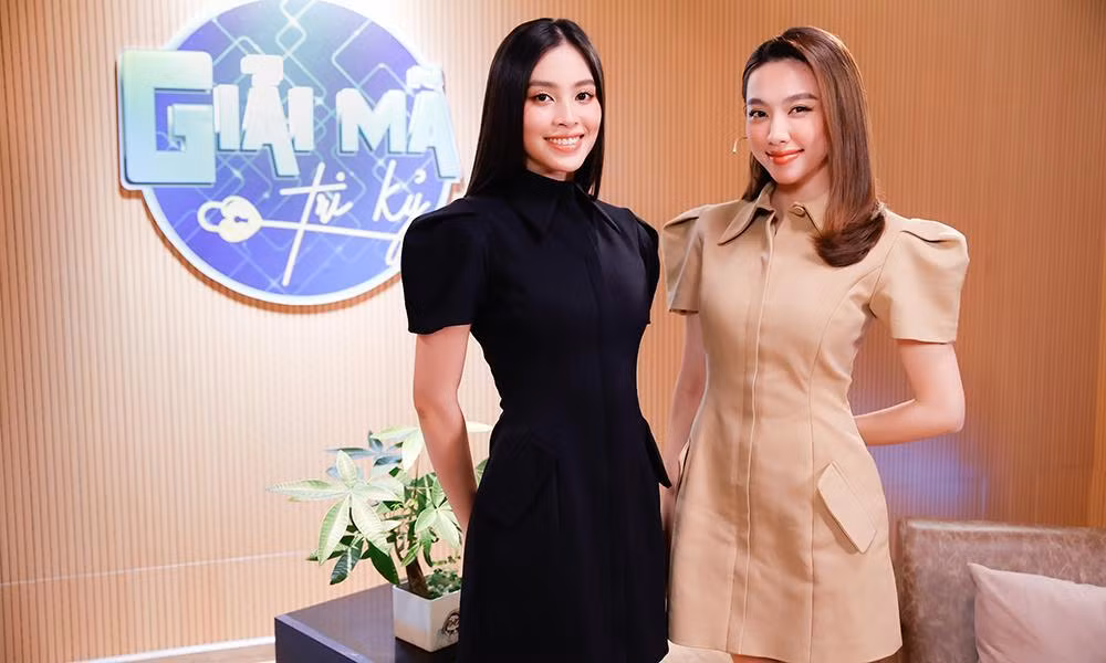 Bộ đôi Hoa hậu luôn xem nhau là tri kỷ. Bộ đôi Hoa hậu luôn xem nhau là tri kỷ.