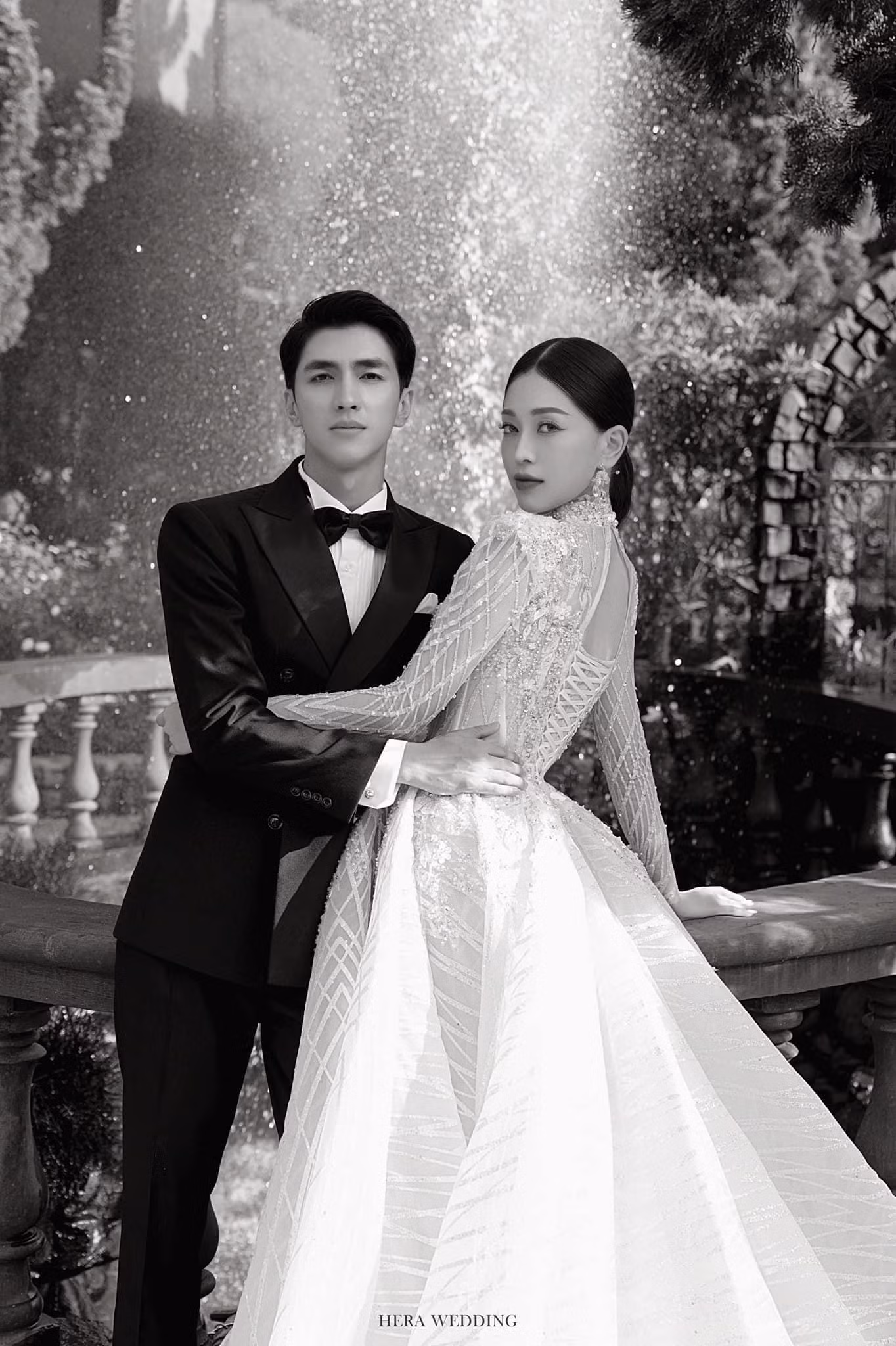 Bức hình cưới được Bình An chia sẻ trên trang cá nhân