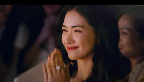 Erik và Hòa Minzy xúc động khi chứng kiến màn cầu hôn của cặp đôi Erik và Hòa Minzy xúc động khi chứng kiến màn cầu hôn của cặp đôi