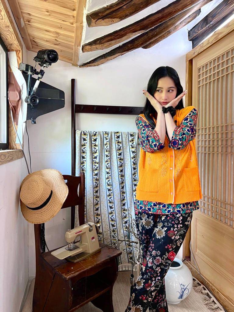 Jun Vũ tại hậu trường ghi hình Tripmate: Who Are You Jun Vũ tại hậu trường ghi hình Tripmate: Who Are You