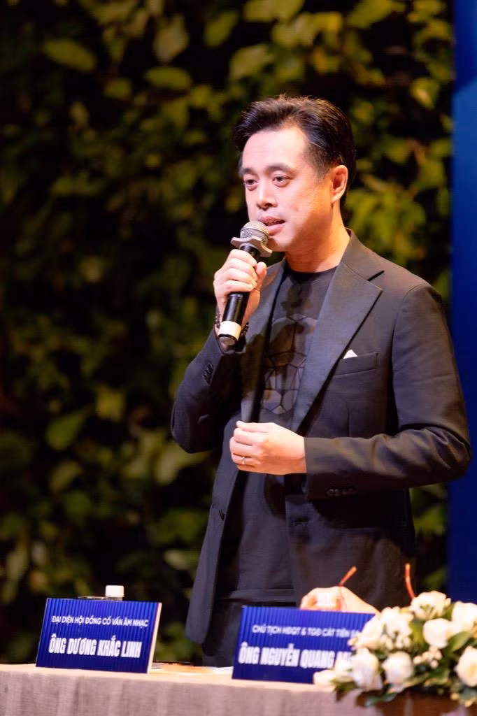 Nhạc sĩ Dương Khắc Linh