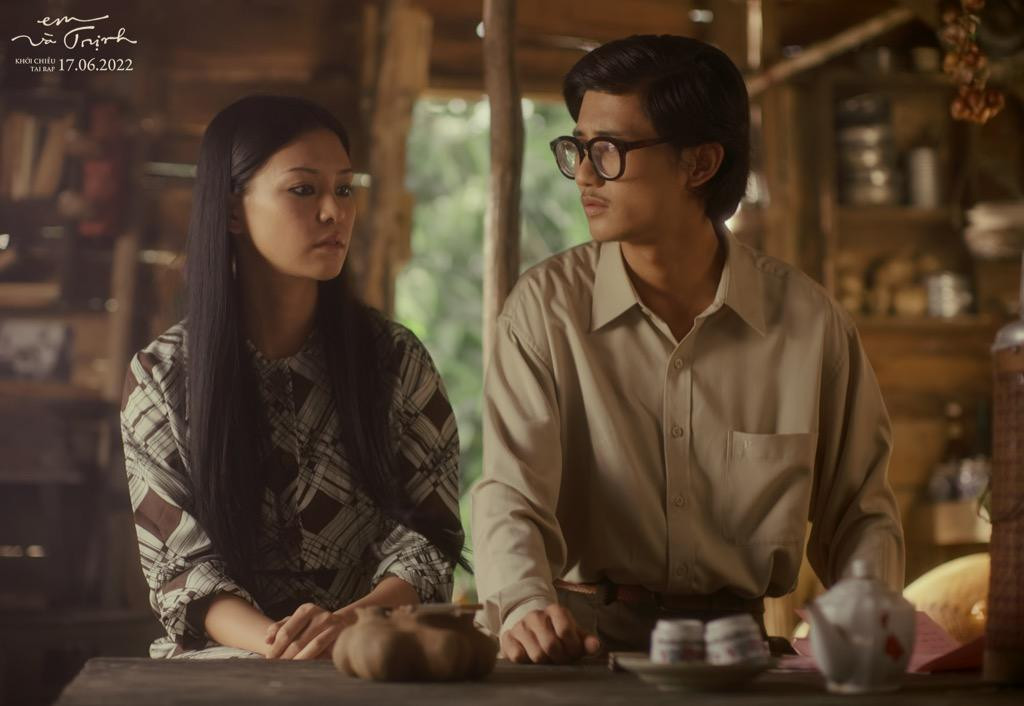 Bùi Lan Hương và Avin Lu trong một cảnh phim Bùi Lan Hương và Avin Lu trong một cảnh phim