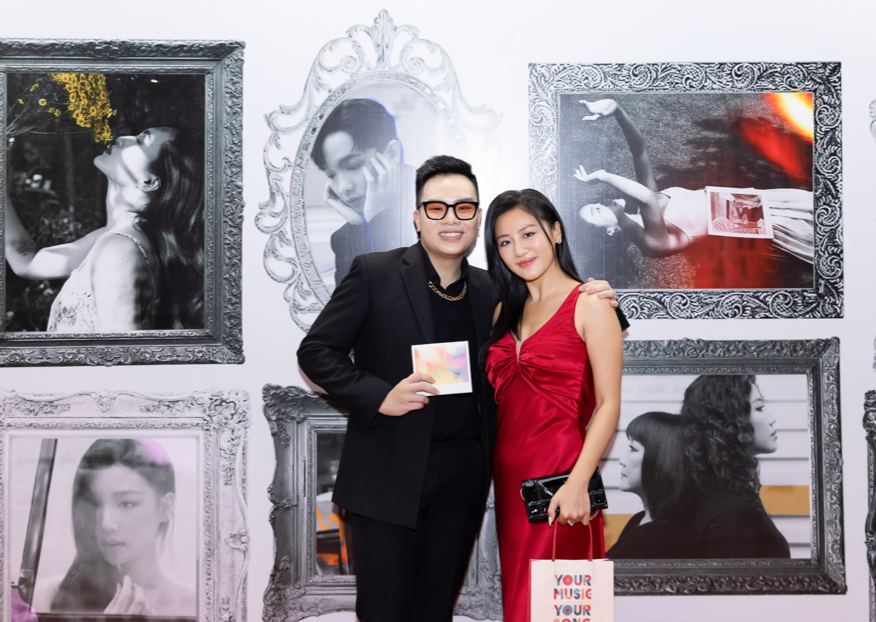 Văn Mai Hương Văn Mai Hương