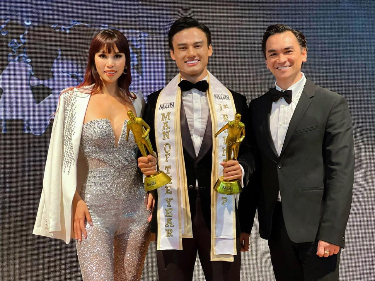 Siêu mẫu Hà Anh đồng hành cùng Minh Khắc tại Man Of The Year 2022