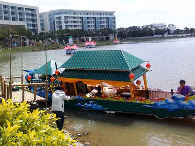  Con thuyền văn hóa Kinh Bắc ở khu đô thị Phú Mỹ Hưng