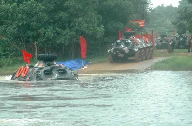  Để đợt huấn luyện này đạt được kết quả cao, lãnh đạo, chỉ huy Tiểu đoàn Thiết giáp 47 đã xây dựng kế hoạch và tiến hành làm tốt mọi công tác chuẩn bị từ bồi dưỡng trình độ cho lái xe, trưởng xe, pháo thủ, tổ chức chặt chẽ việc kiểm tra, bảo dưỡng kỹ thuật xe, đến chọn hồ bơi, khảo sát bến lên-xuống, bố trí các đội cứu hộ, cứu kéo dưới và quanh bờ hồ