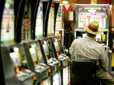 Vụ án đòi tiền thắng máy đánh bạc xem ra còn lắm nhiêu khê