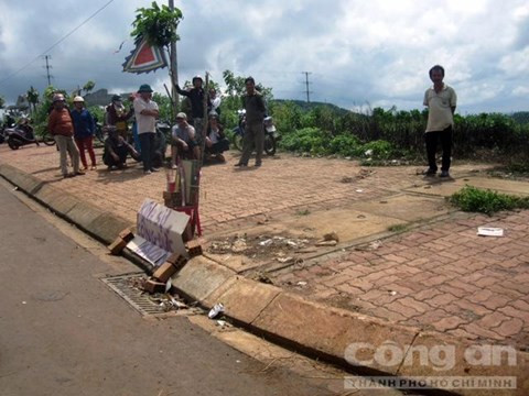 Tá hỏa phát hiện lữ khách ngủ nhờ tử vong ảnh 1