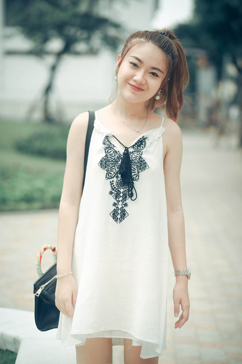 Hotgirl 19 tuổi 'Hôn nhân ngõ hẹp' kể chuyện bị... chửi ảnh 1