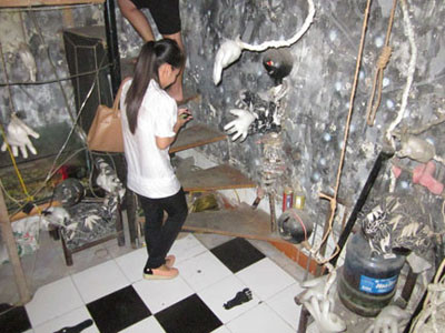 Không gian đáng sợ ở cà phê A... Phủ