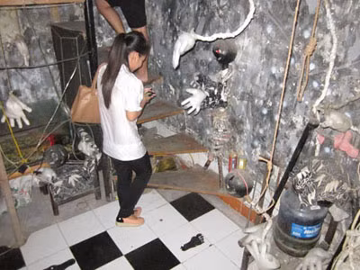 Không gian đáng sợ ở cà phê A... Phủ