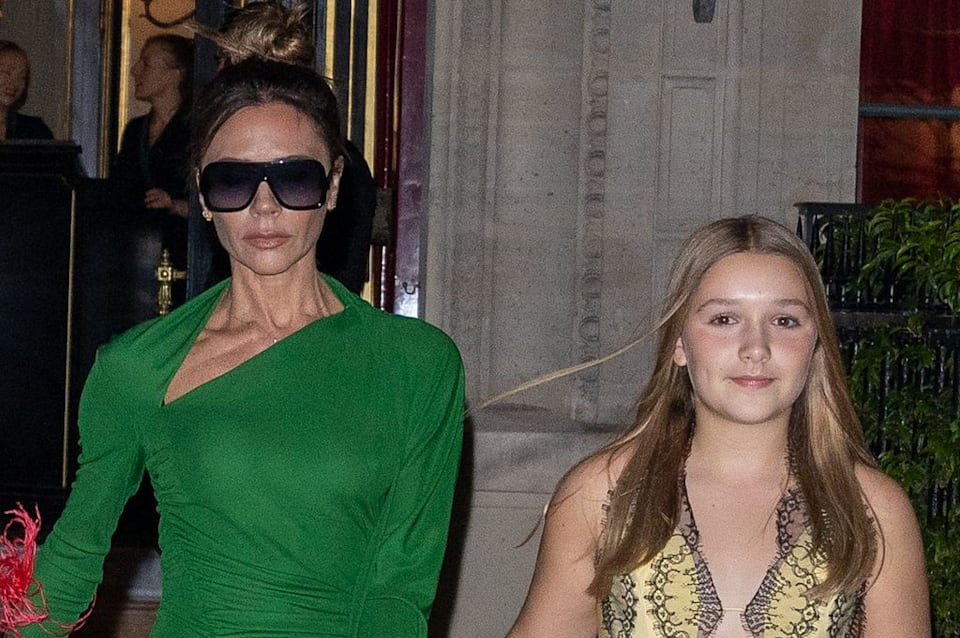 Harper Beckham được cư dân mạng trông đợi trong tương lai, cô bé sẽ trở thành một thiếu nữ xinh đẹp ấm áp và lan tỏa năng lượng tích cực.