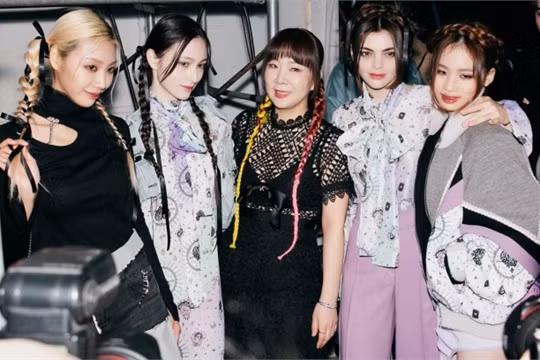 Những người khổng lồ trong ngành hàng xa xỉ toàn cầu nhắm đến Hàn Quốc như kinh đô thời trang và làm đẹp tiếp theo.