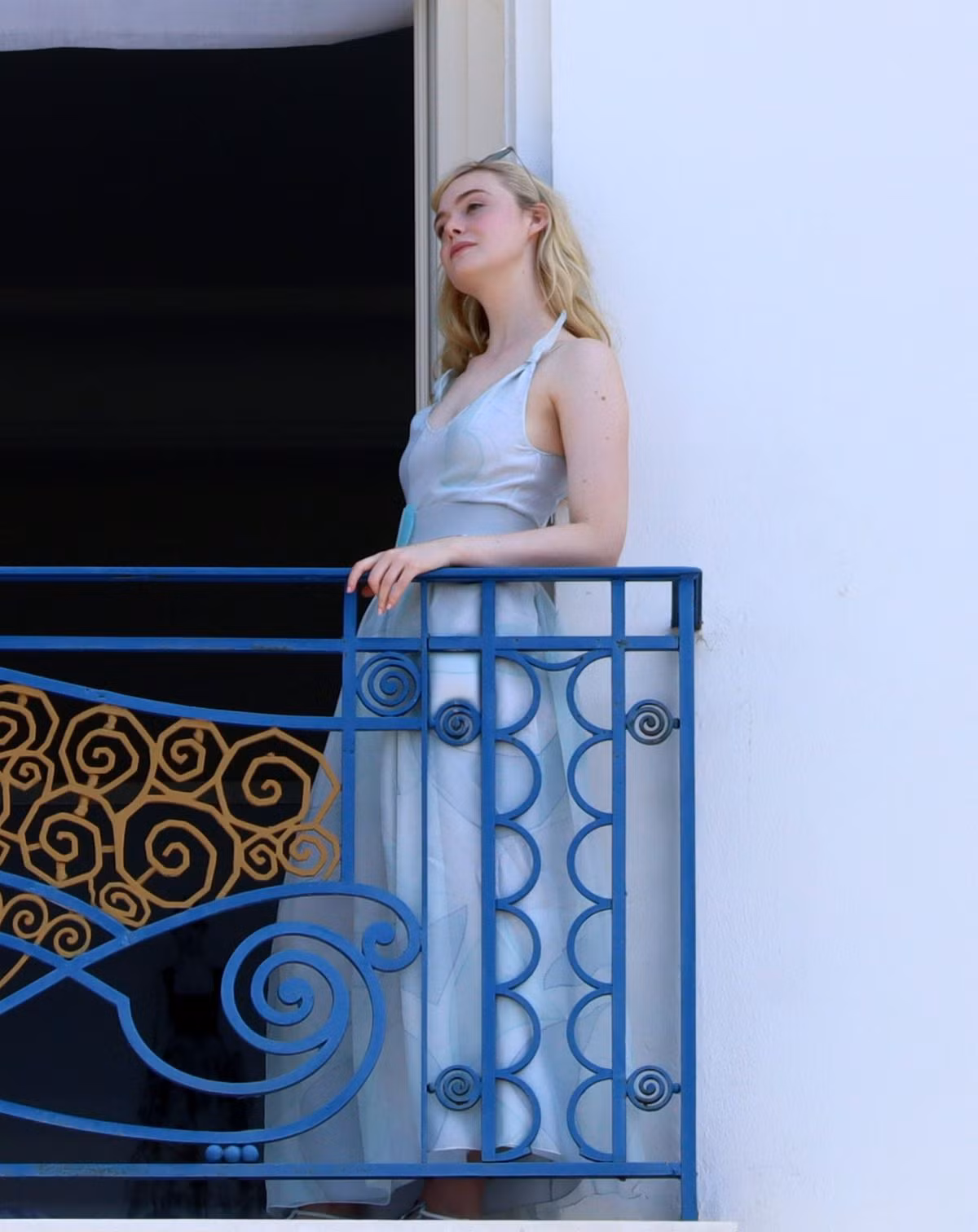 Gần đây Elle Fanning nổi bật với series The Great, chiếm được nhiều tình cảm của khán giả. Gần đây Elle Fanning nổi bật với series The Great, chiếm được nhiều tình cảm của khán giả.
