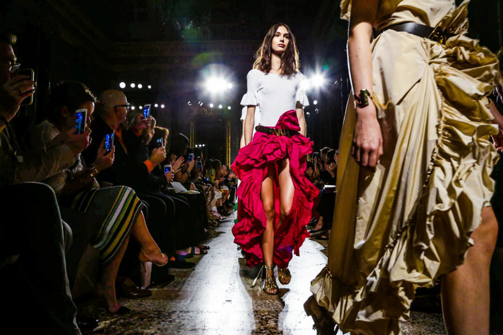 Người Ý không đề cao từ “xa xỉ” vì những sản phẩm chất lượng cao và đầy sáng tạo là điều rất bình thường ở quốc gia này. Người Ý không đề cao từ “xa xỉ” vì những sản phẩm chất lượng cao và đầy sáng tạo là điều rất bình thường ở quốc gia này.