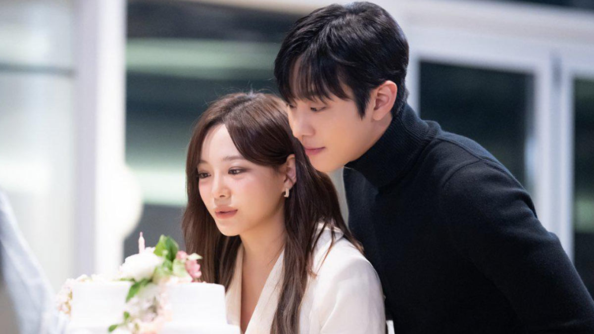 Một dấu hiệu khá rõ ràng và nói lên rằng anh ấy muốn được lắng nghe và ở bên cạnh bạn. Một dấu hiệu khá rõ ràng và nói lên rằng anh ấy muốn được lắng nghe và ở bên cạnh bạn.