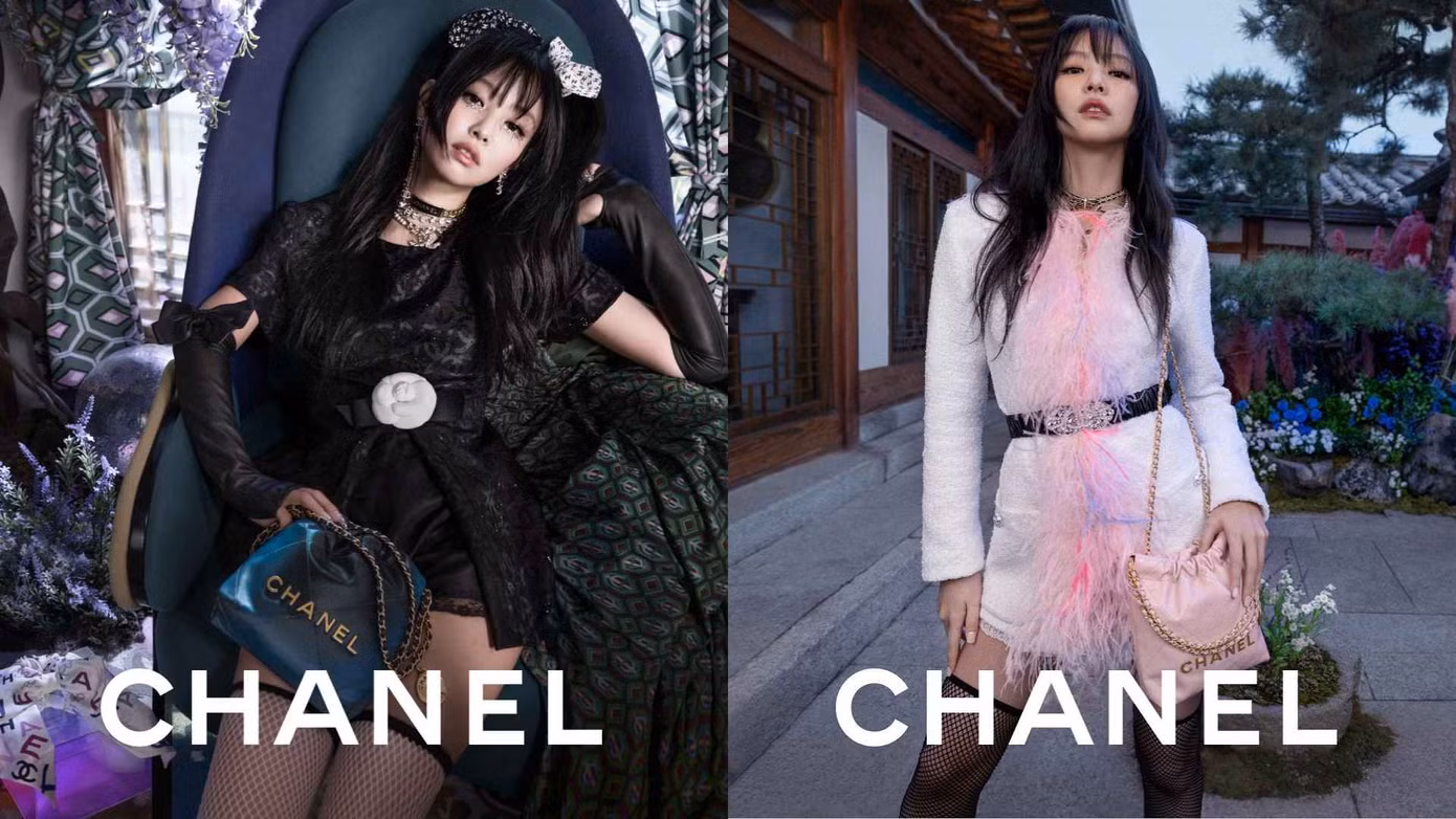 Ngoài hồng phấn và đen cổ điển là hai màu được săn đón nhất, Chanel 22 còn có phiên bản denim khá thú vị và ấn tượng. Ngoài hồng phấn và đen cổ điển là hai màu được săn đón nhất, Chanel 22 còn có phiên bản denim khá thú vị và ấn tượng.