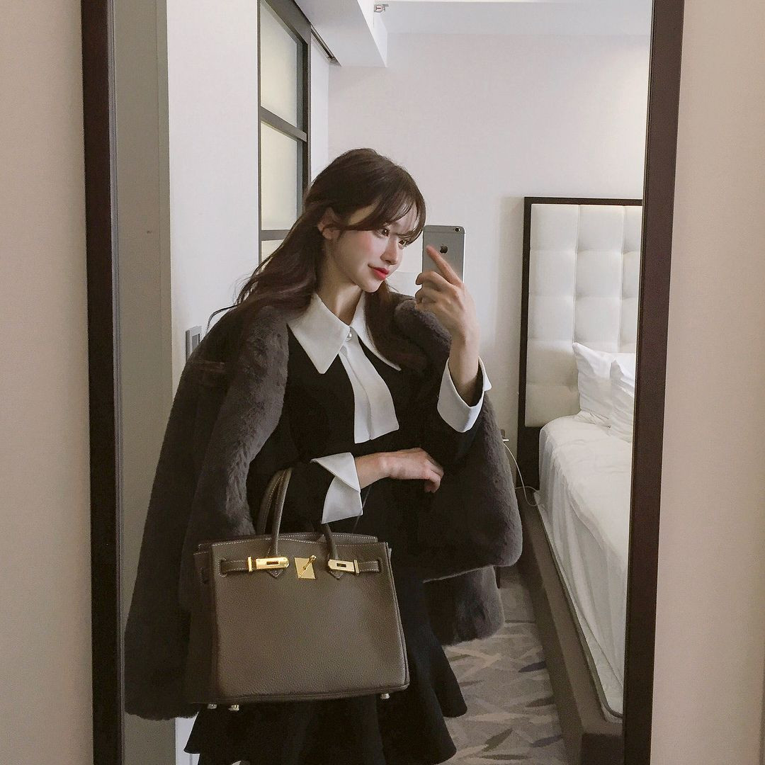 Người giàu tiết kiệm bằng cách mua những món hàng có tính thanh khoản cao.