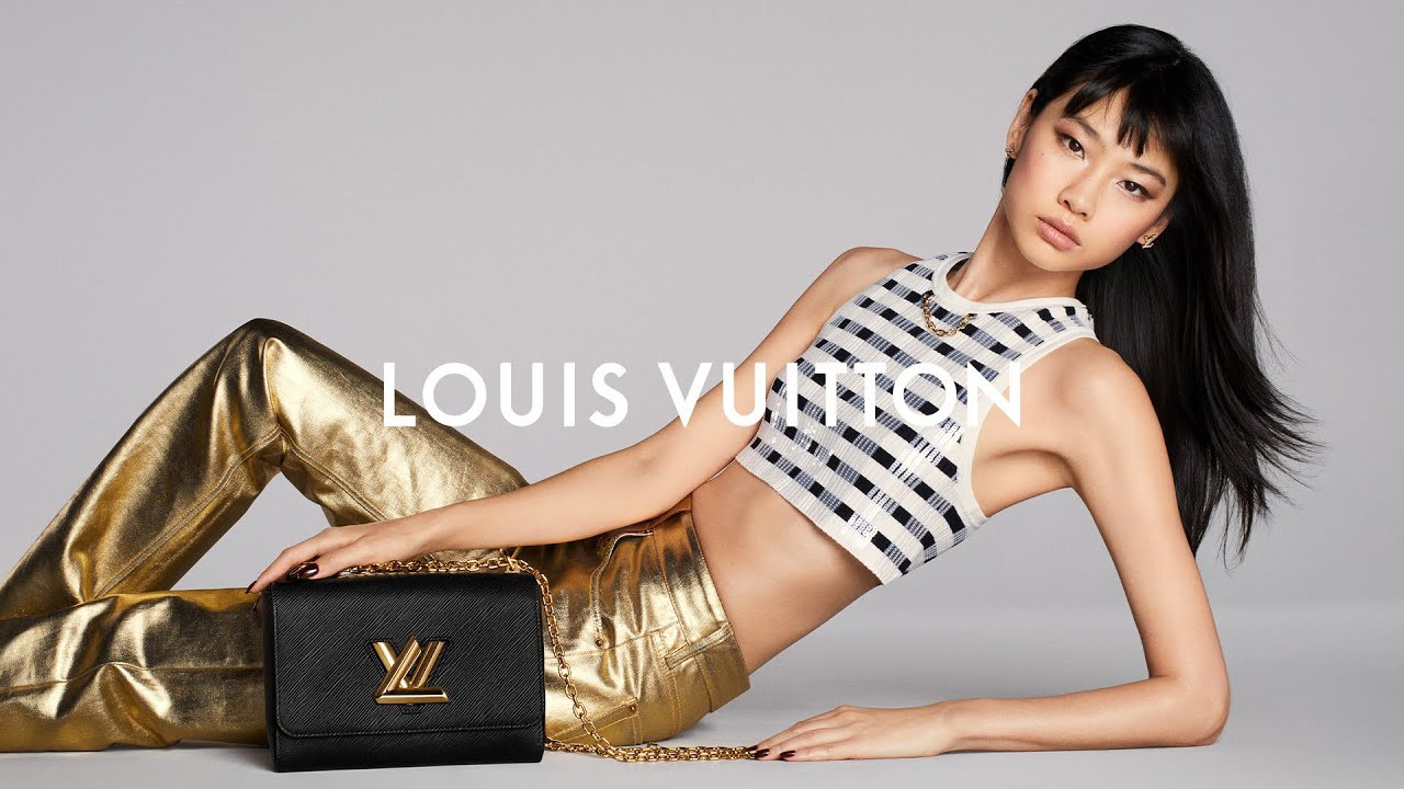 Louis Vuitton đầu tư 890 triệu euro vào tiếp thị, doanh thu lên hơn 20 tỷ vào năm 2022.