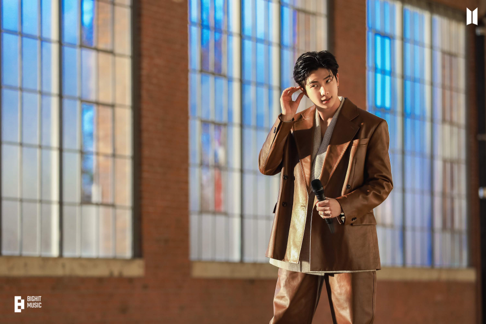 Nhiều fan dự đoán trưởng nhóm RM sẽ là thành viên tiếp theo được chọn làm đại sứ.