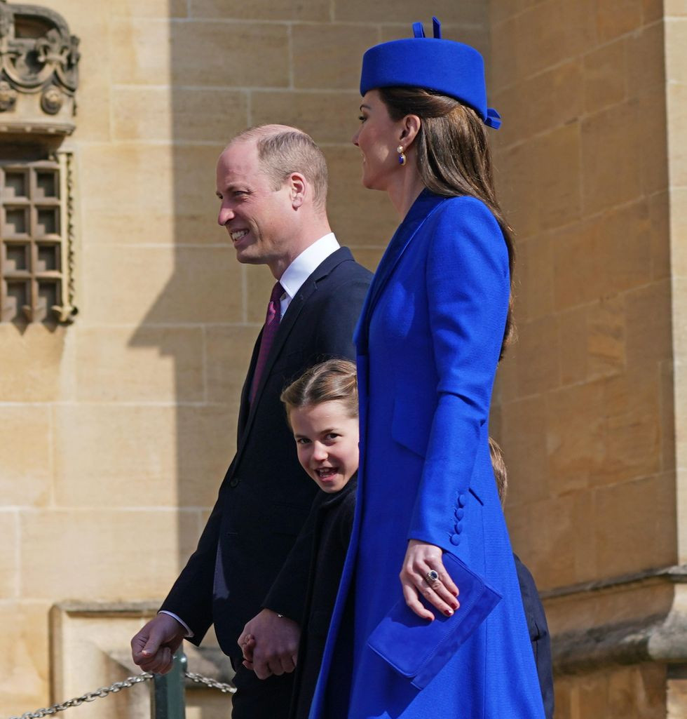 Gia đình xứ Wales trong lần xuất hiện mới đây dịp lễ phục sinh nổi bật với màu xanh