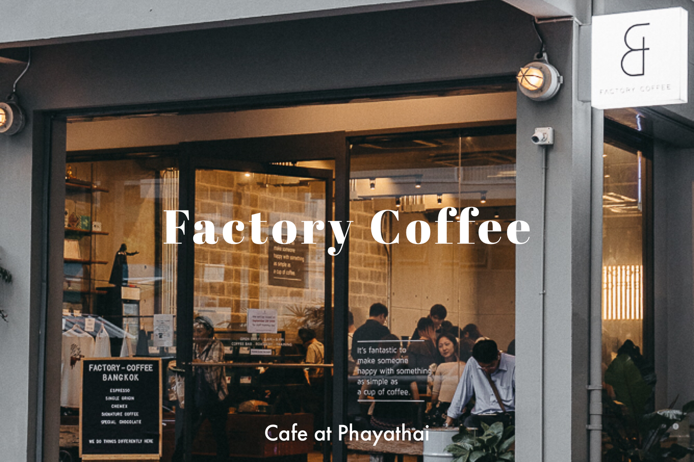 Nếu bạn thích thưởng thức café, chắc chắn là phải thử 1 ly ở đây rồi! Nếu bạn thích thưởng thức café, chắc chắn là phải thử 1 ly ở đây rồi!