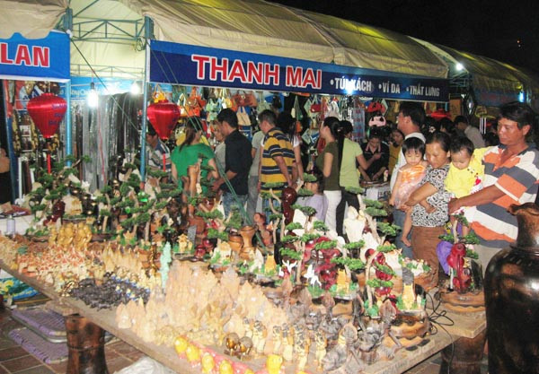 Công viên Biển Đông nhộn nhịp các chương trình phụ trợ phục vụ du khách