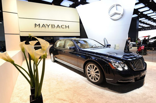 Mẫu sedan hạng sang Maybach 62S tại triển lãm ô tô Bắc Mỹ (NAIAS) 2011 diễn ra tại thành phố Detroit, bang Michigan, Mỹ, hôm 11-1-2011. Ảnh Getty Images