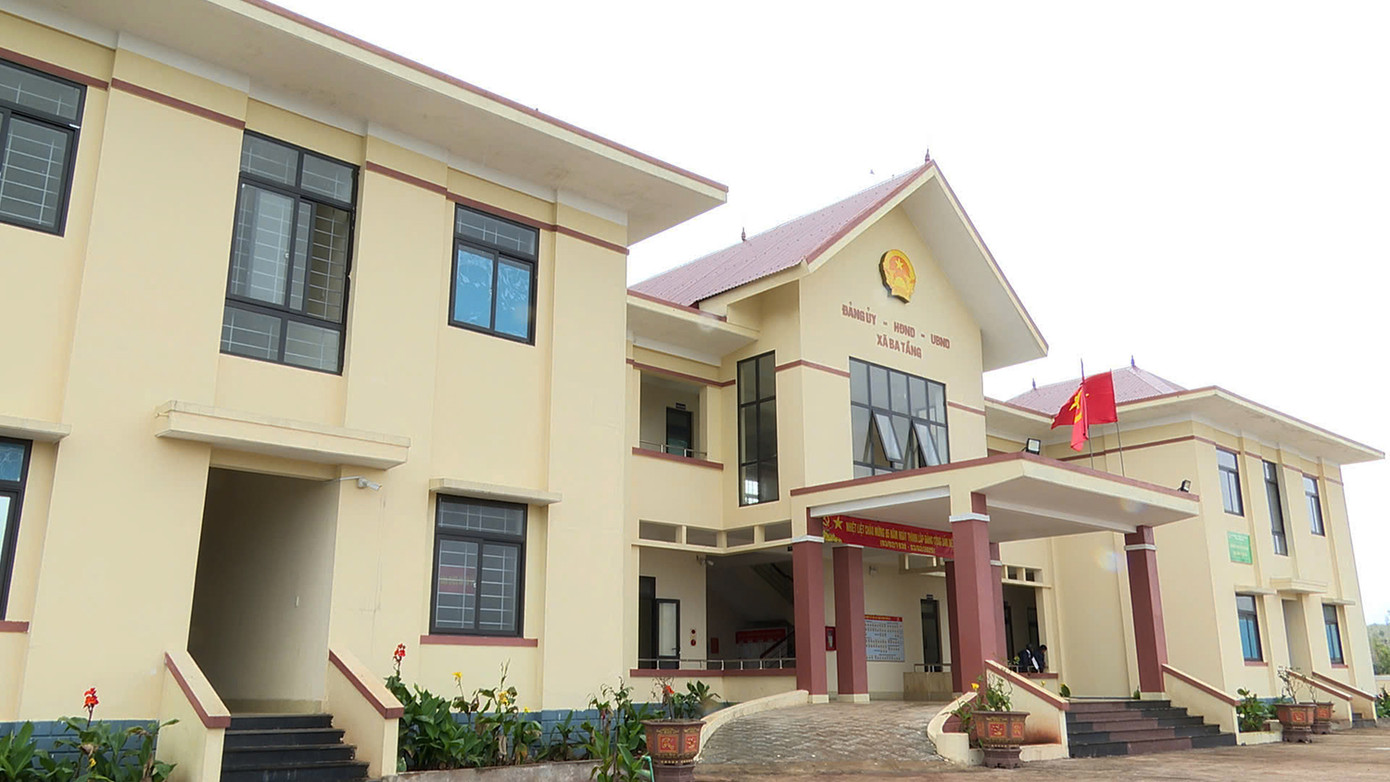 Công trình trụ sở làm việc xã Ba Tầng, nơi con rể chấm trúng thầu cho công ty của bố vợ Công trình trụ sở làm việc xã Ba Tầng, nơi con rể chấm trúng thầu cho công ty của bố vợ