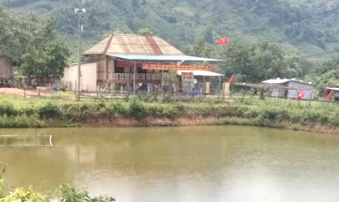 Một góc thôn A Liêng (xã Tà Rụt, huyện Đkrông), nơi xảy ra vụ hai cha con đánh nhau. Ảnh: Hưng Lâm