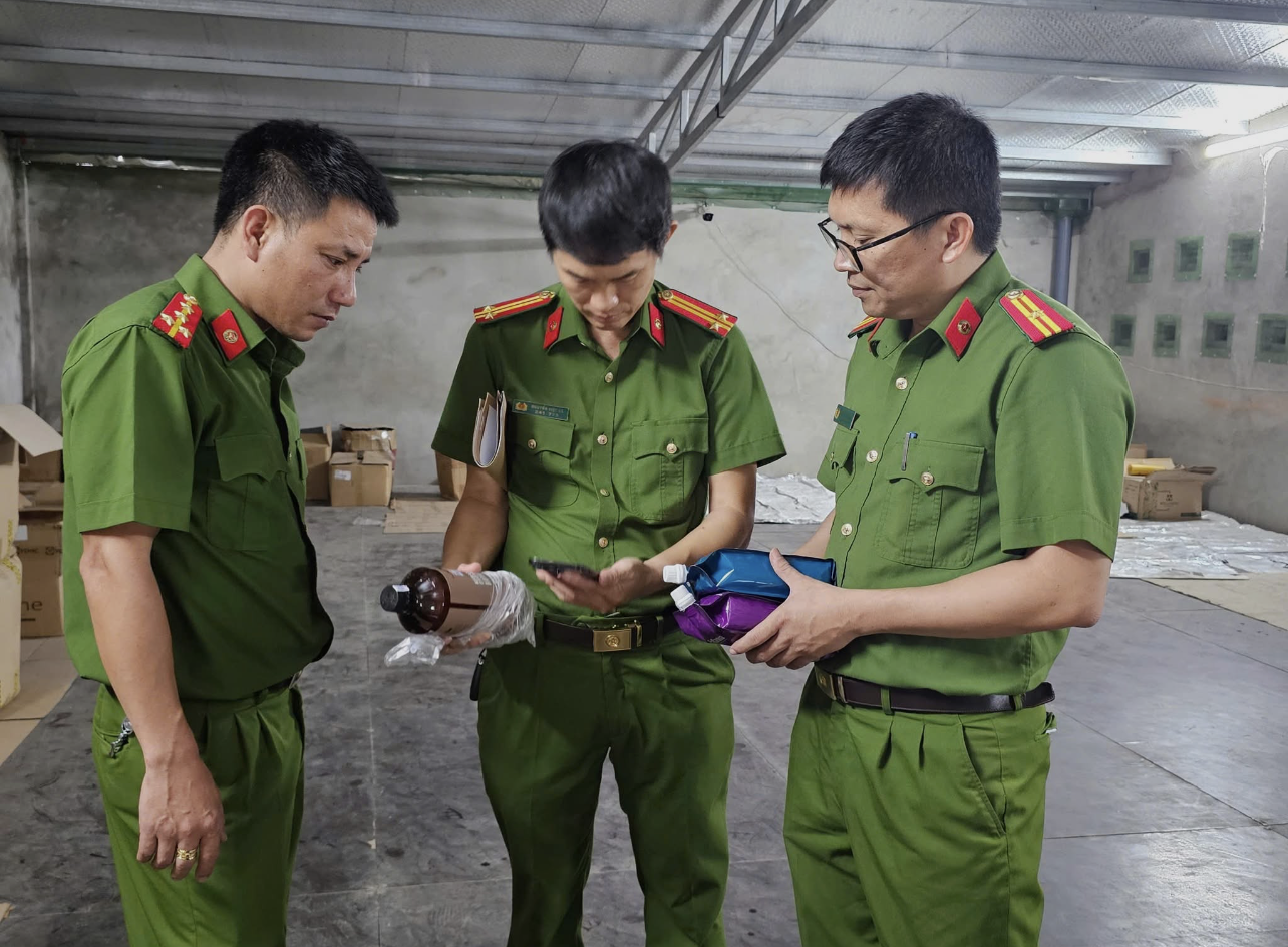 Các sản phẩm mỹ phẩm tại cửa hàng kinh doanh của ông Vương không có chứng từ chứng minh nguồn gốc xuất xứ