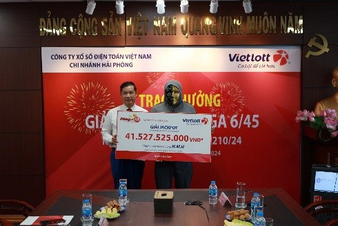 Anh H.M.H. đến từ Hà Giang vừa nhận giải thưởng Jackpot trị giá 41,5 tỷ đồng.