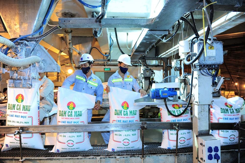 Dây chuyền sản xuất, đóng gói mặt hàng phân đạm.