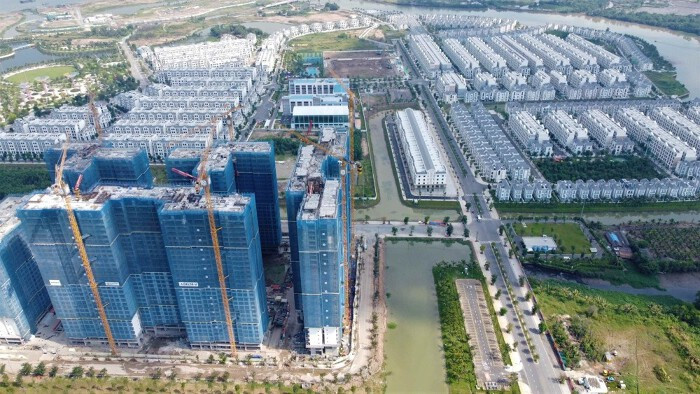 Nguồn thu từ nhà đất tăng do một số địa phương đấu giá đất, thu tiền sử dụng đất 1 lần của dự án. (Ảnh minh họa). Nguồn thu từ nhà đất tăng do một số địa phương đấu giá đất, thu tiền sử dụng đất 1 lần của dự án. (Ảnh minh họa).