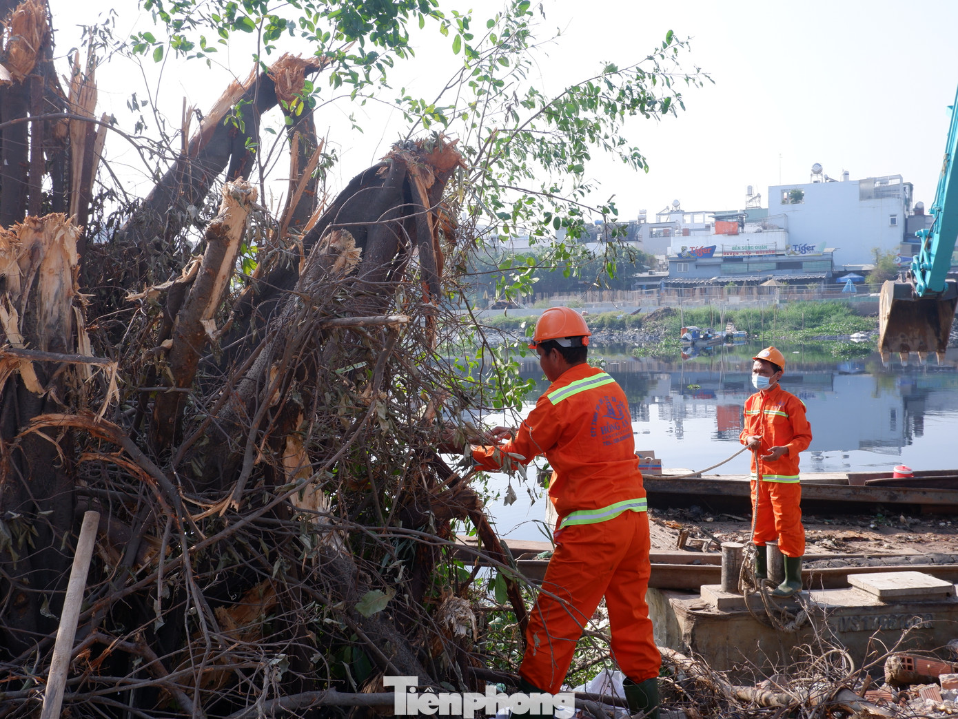 Theo ông Võ Trung Trực, để đạt kết quả như ngày hôm nay, ngoài sự nỗ lực của các cơ quan, đơn vị có liên quan trong thời gian qua, Thường trực Ban chỉ đạo Bồi thường, hỗ trợ tái định cư Thành phố nhận thấy còn có sự chung tay, góp sức của Nhân dân bị ảnh hưởng trong dự án đã ủng hộ chủ trương thực hiện dự án, đồng thuận bàn giao mặt bằng thực hiện dự án.