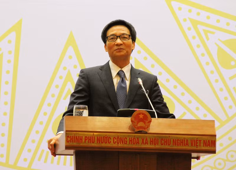 Tân Phó Thủ tướng Vũ Đức Đam tại cuộc họp báo thường kỳ của Văn phòng Chính phủ ngày 2/12. Ảnh: Công Khanh