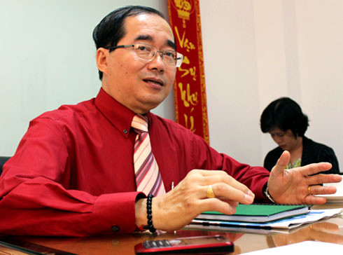 Ông Hoàng Hữu Phước thừa nhận việc làm của mình là sai và xin nhận mọi hình thức xử lý của Quốc hội. Ông Hoàng Hữu Phước thừa nhận việc làm của mình là sai và xin nhận mọi hình thức xử lý của Quốc hội