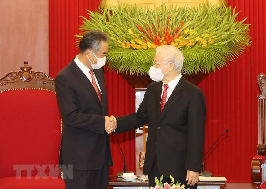 Tổng Bí thư Nguyễn Phú Trọng tiếp Ủy viên Quốc vụ, Bộ trưởng Ngoại giao Trung Quốc Vương Nghị thăm chính thức Việt Nam và dự Phiên họp lần thứ 13 Ủy ban Chỉ đạo hợp tác song phương Việt Nam-Trung Quốc. (Ảnh: Trí Dũng/TTXVN) Tổng Bí thư Nguyễn Phú Trọng tiếp Ủy viên Quốc vụ, Bộ trưởng Ngoại giao Trung Quốc Vương Nghị thăm chính thức Việt Nam và dự Phiên họp lần thứ 13 Ủy ban Chỉ đạo hợp tác song phương Việt Nam-Trung Quốc. (Ảnh: Trí Dũng/TTXVN)